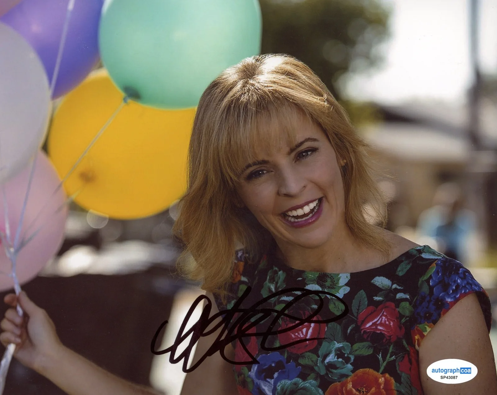 Maria Bamford — Maria Bamford Signed Autographed LADY DYNAMITE 8x10 Photo EXACT Proof ACOA B, изображение 2