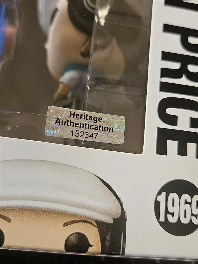 MELISSA MCCARTHY — MELISSA MCCARTHY HAND SIGNED AUTOGRAPHED FUNKO POP! MEGAN PRICE BRIDESMAID COA, image 4