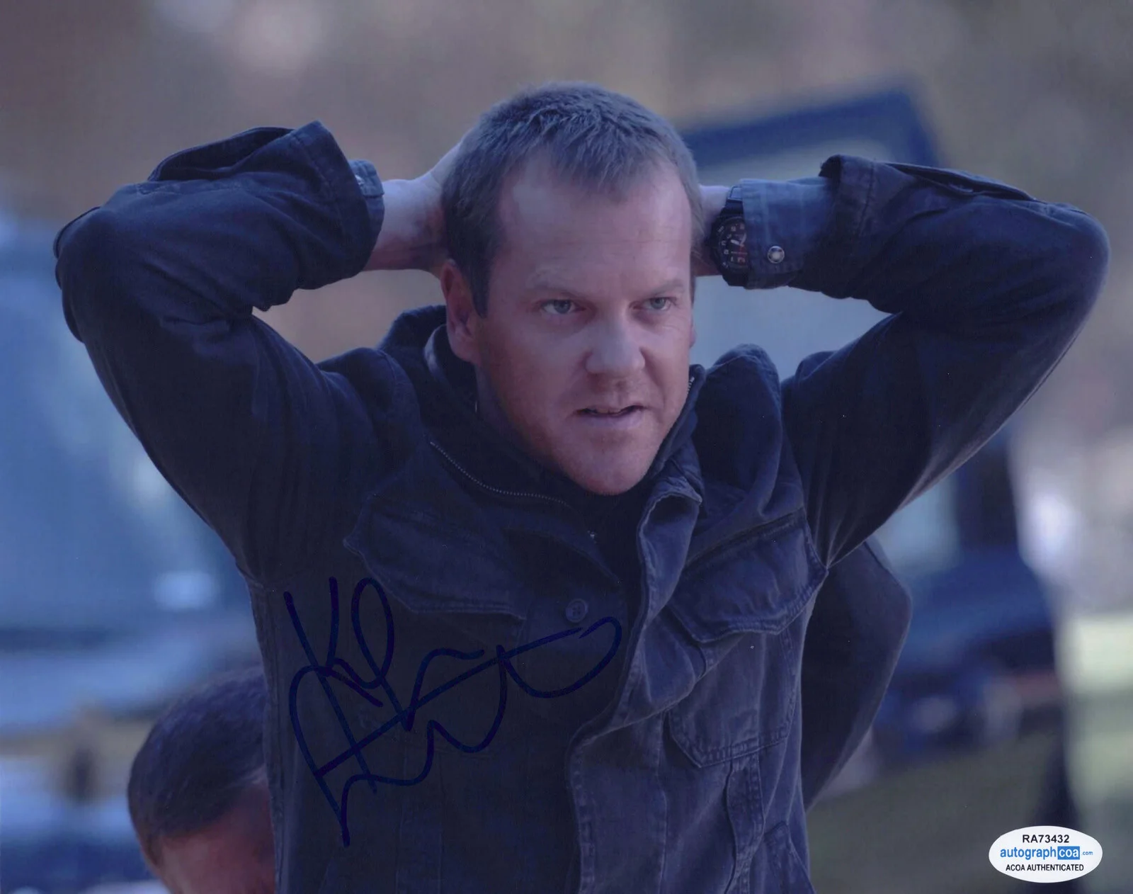 KIEFER SUTHERLAND — Kiefer Sutherland signed "24" 8x10 Photo d Autographed PROOF Jack Bauer ACOA COA, image 3