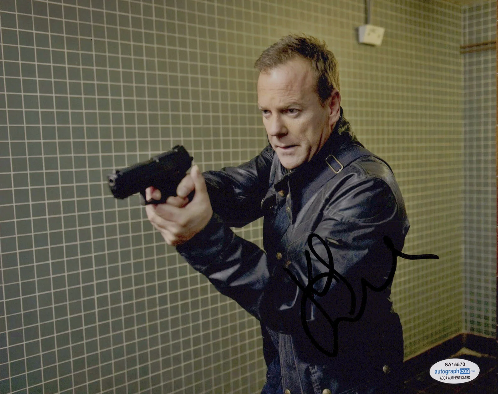 KIEFER SUTHERLAND — Kiefer Sutherland signed "24" 8x10 Photo c Autographed PROOF Jack Bauer ACOA COA, image 3