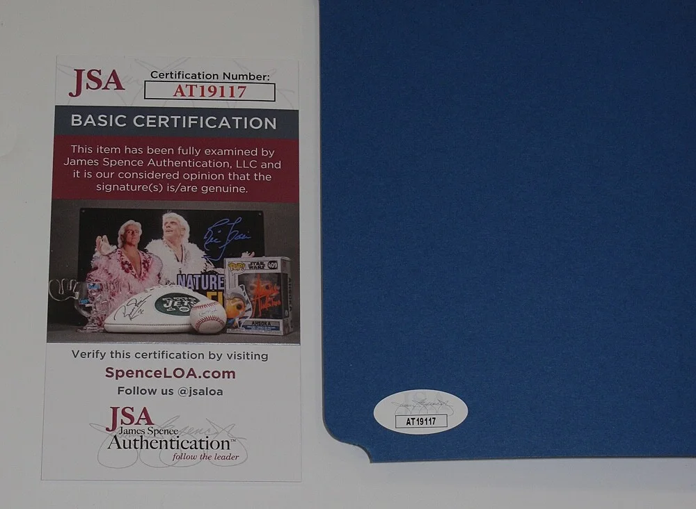KEIFER SUTHERLAND — Rare KIEFER SUTHERLAND signed "DESIGNATED SURVIVOR" Pres. ACCEPT SPEECH Prop JSA, image 3