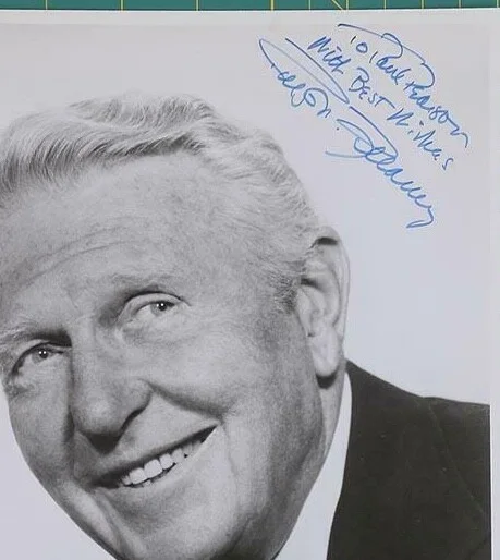 RALPH BELLAMY — RALPH BELLAMY SIGNED AUTOGRAPHED INSCRIBED 8X10 AUTHENTICE, image 2