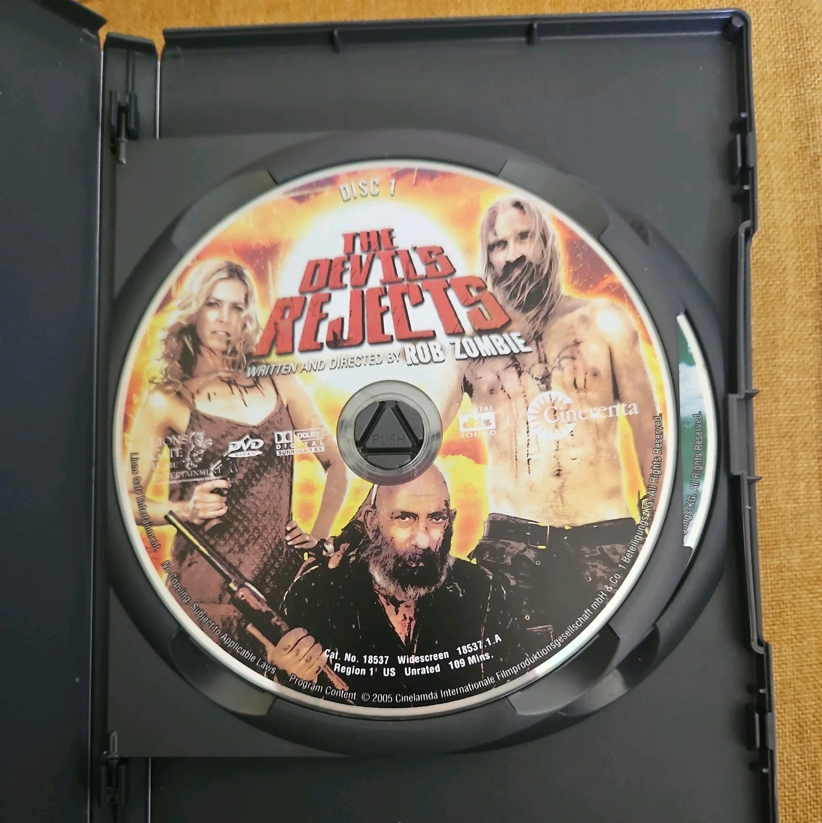The Devil's Rejects AUTOGRAPHED with 5 cast signatures DVD, Rob Zombie movie, изображение 5