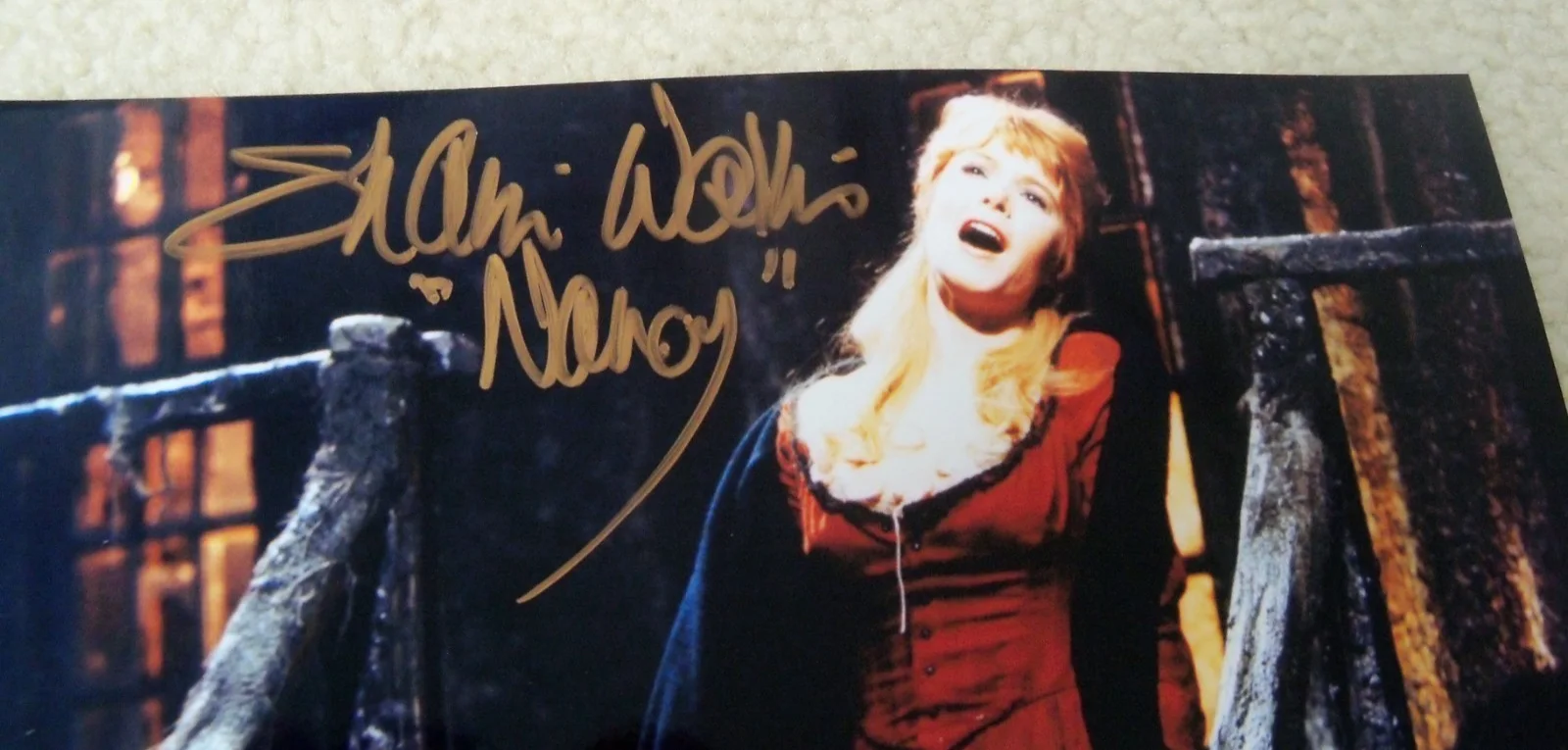 Shani Wallis signed photo Oliver! COA, image 2