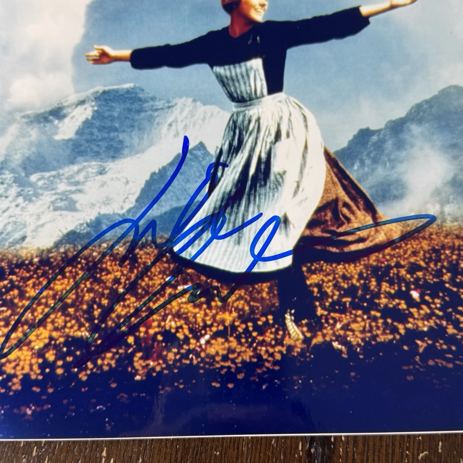 Julie Andrews Signed 8x10 Color Photo With COA Sound Of Music Autograph Starr, изображение 2
