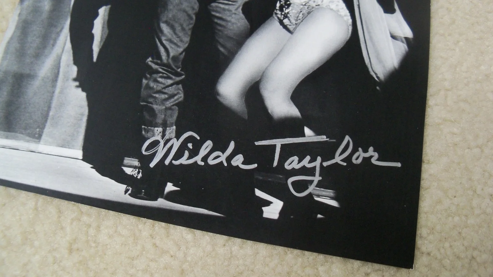 Wilda Taylor — Wilda Taylor signed photo COA Elvis Presley Roustabout Little Egypt, image 2