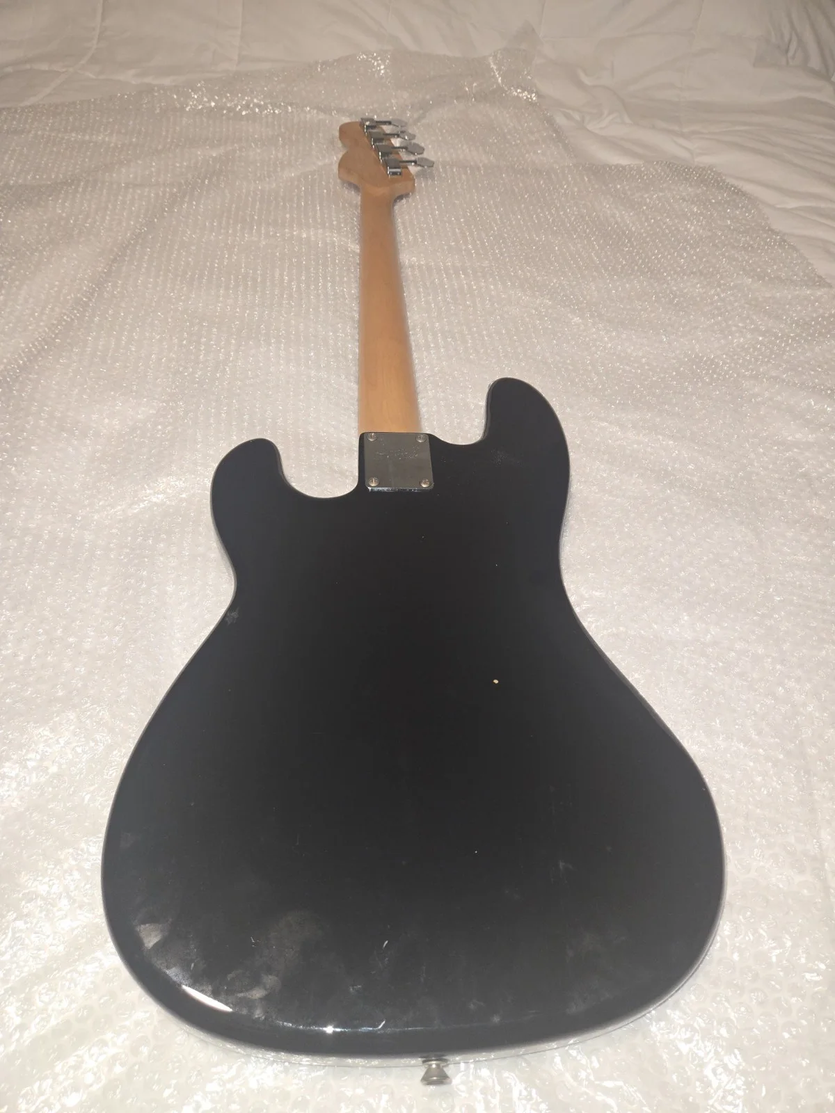 Chuck Berry — Chuck Berry Autographed Guitar. Fender Squier P-Bass Guitar, изображение 3