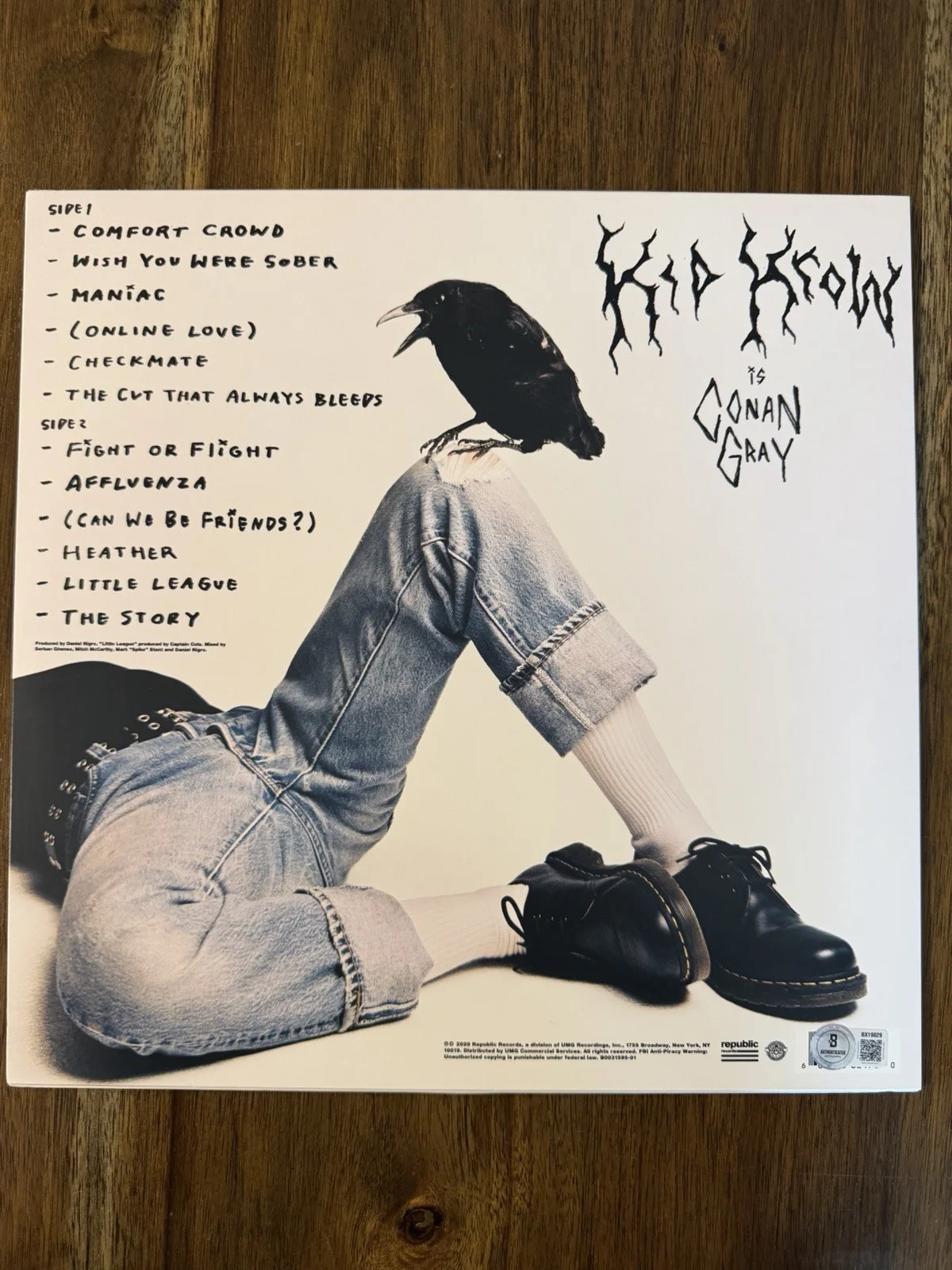 ‘Conan Gray’ Signed Vinyl Album ‘Kid Krow’ Pop Singer Beckett Certified, image 2