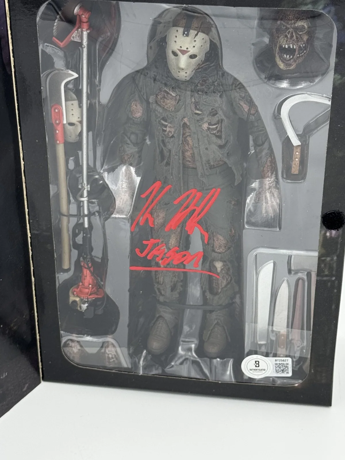 Kane Hodder — Kane Hodder Signed Friday the 13th New Blood VII NECA Figure Autograph BAS K27, image 2