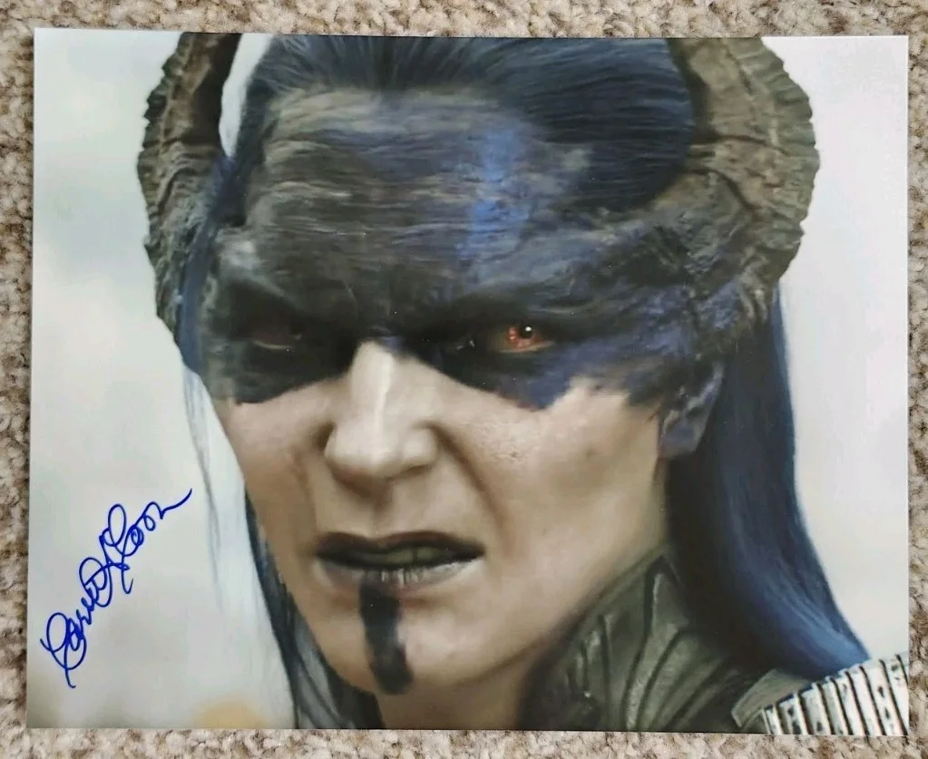 Carrie Coon — Carrie Coon Signed Autographed 8x10 Photo Marvel Midnight Avengers