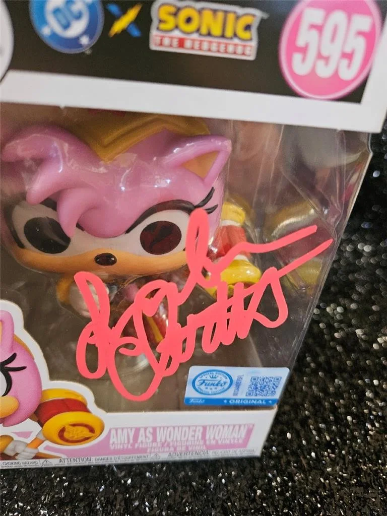 LYNDA CARER — LYNDA CARTER SIGNED AUTOGRAPHED FUNKO POP! 595 SONIC AMY AS WONDER WOMAN W/ COA, изображение 2