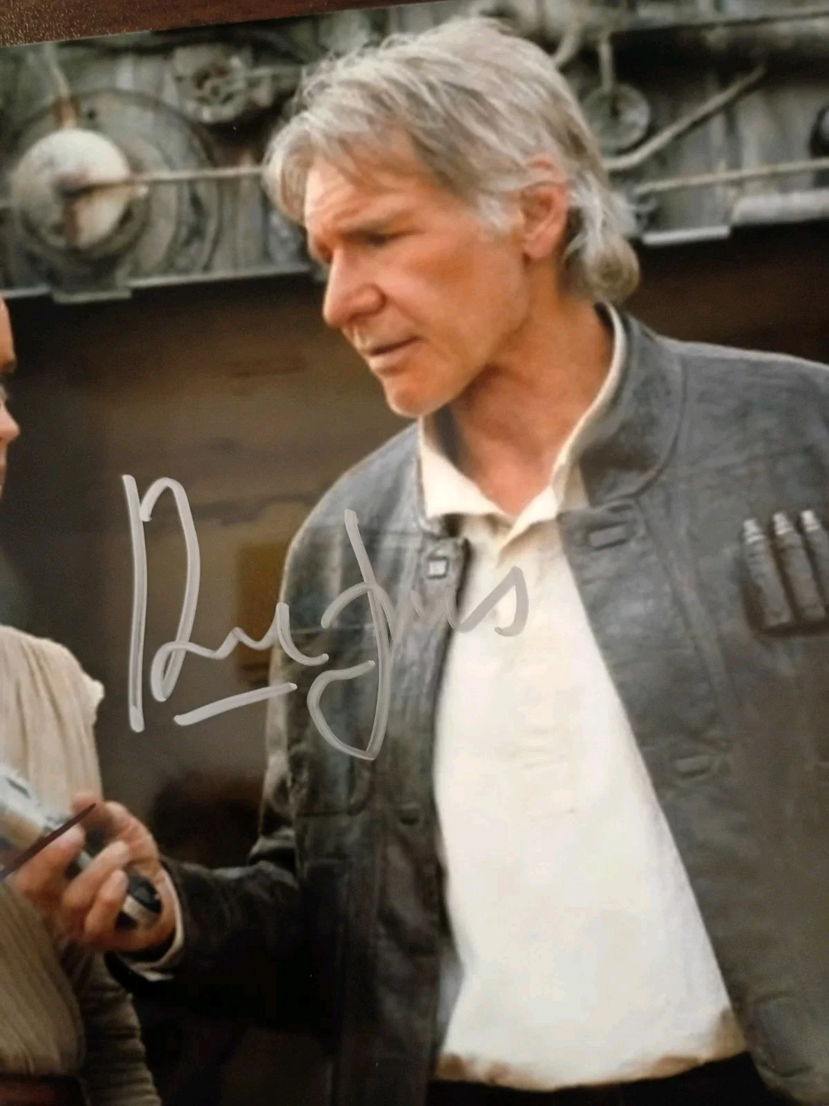 Harrison Ford / Daisy Ridley — Harrison Ford / Daisy Ridley Star Wars Signed 8x10 COA W/Matching Numbered Stick, image 3