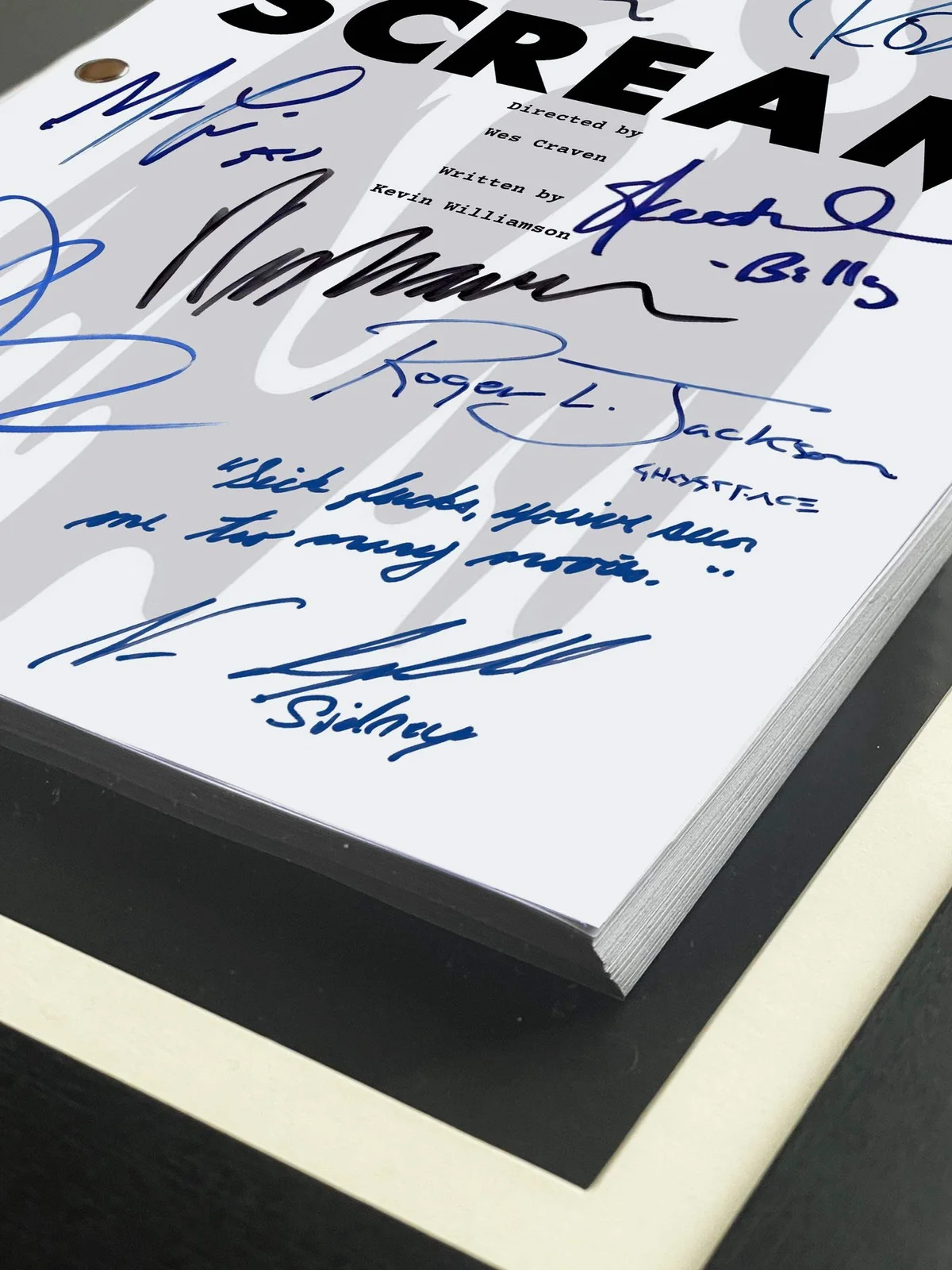 Scream Signed Movie Script, Full Screenplay Reproduction + Cast Autographs, Horr, image 2
