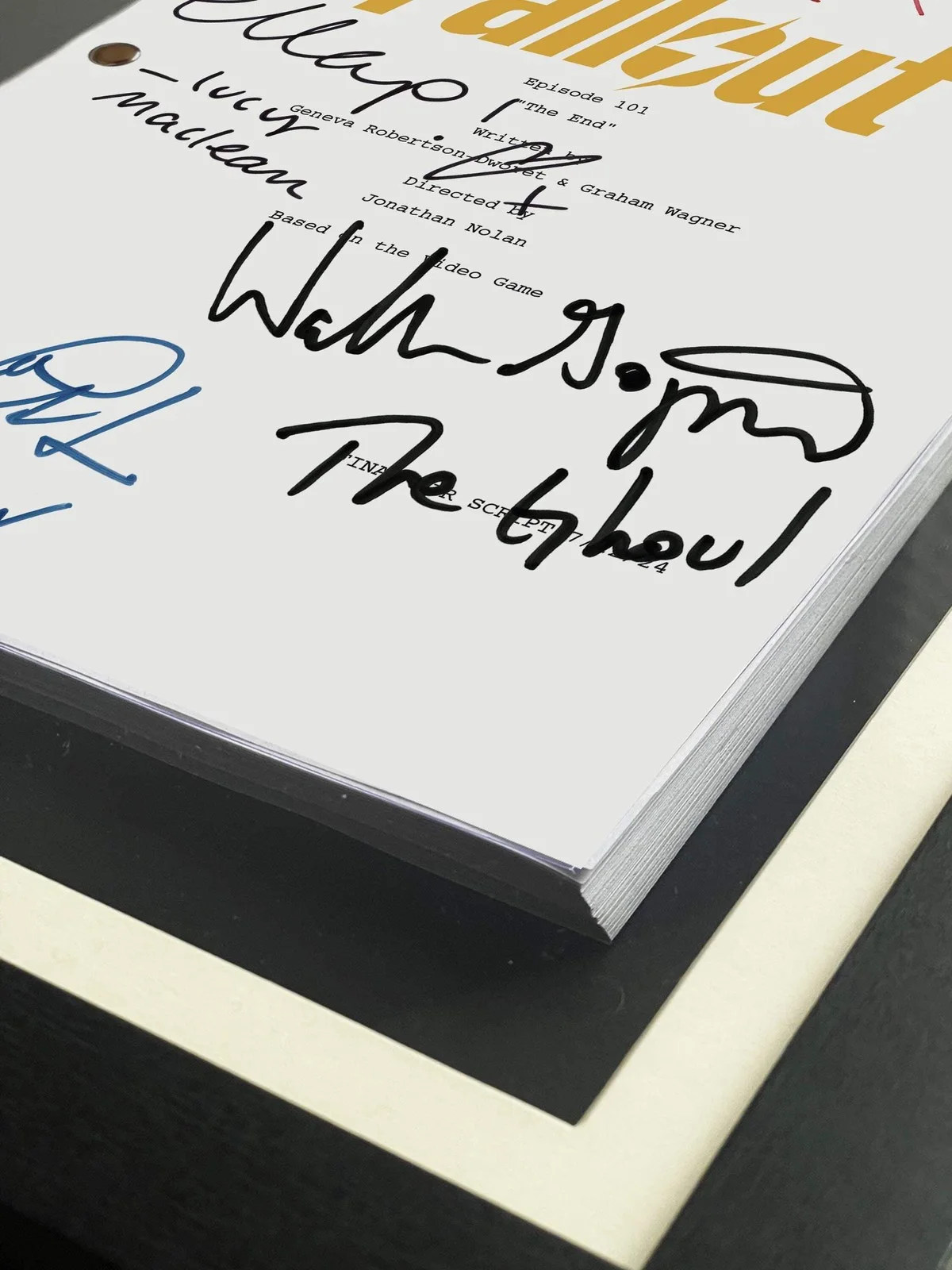 Fallout Signed Pilot Script, Framed Reproduction & Walton Goggins & Cast, image 2