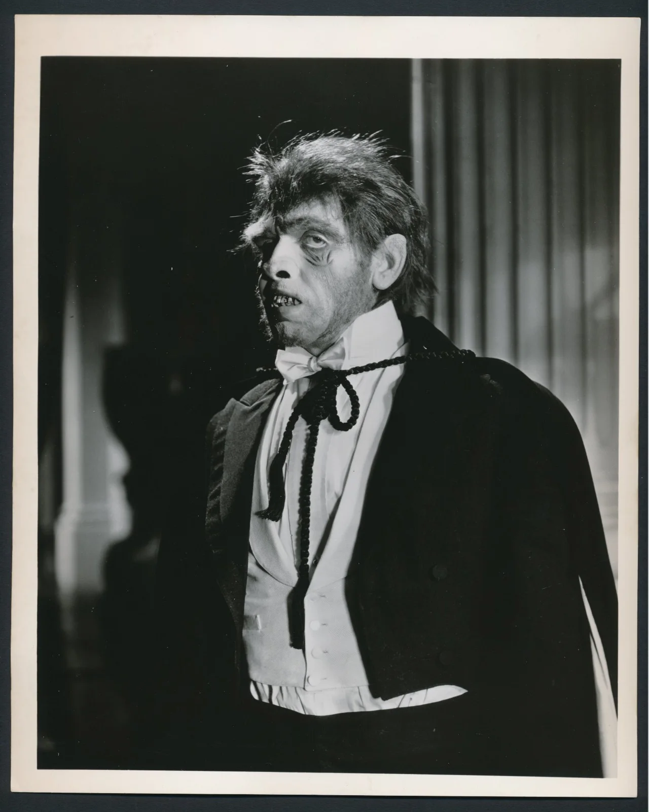 Fredric March - 1940's Signed Page w/ Orig 1940's "Dr. Jekyll & Mr. Hyde" Photo, изображение 5