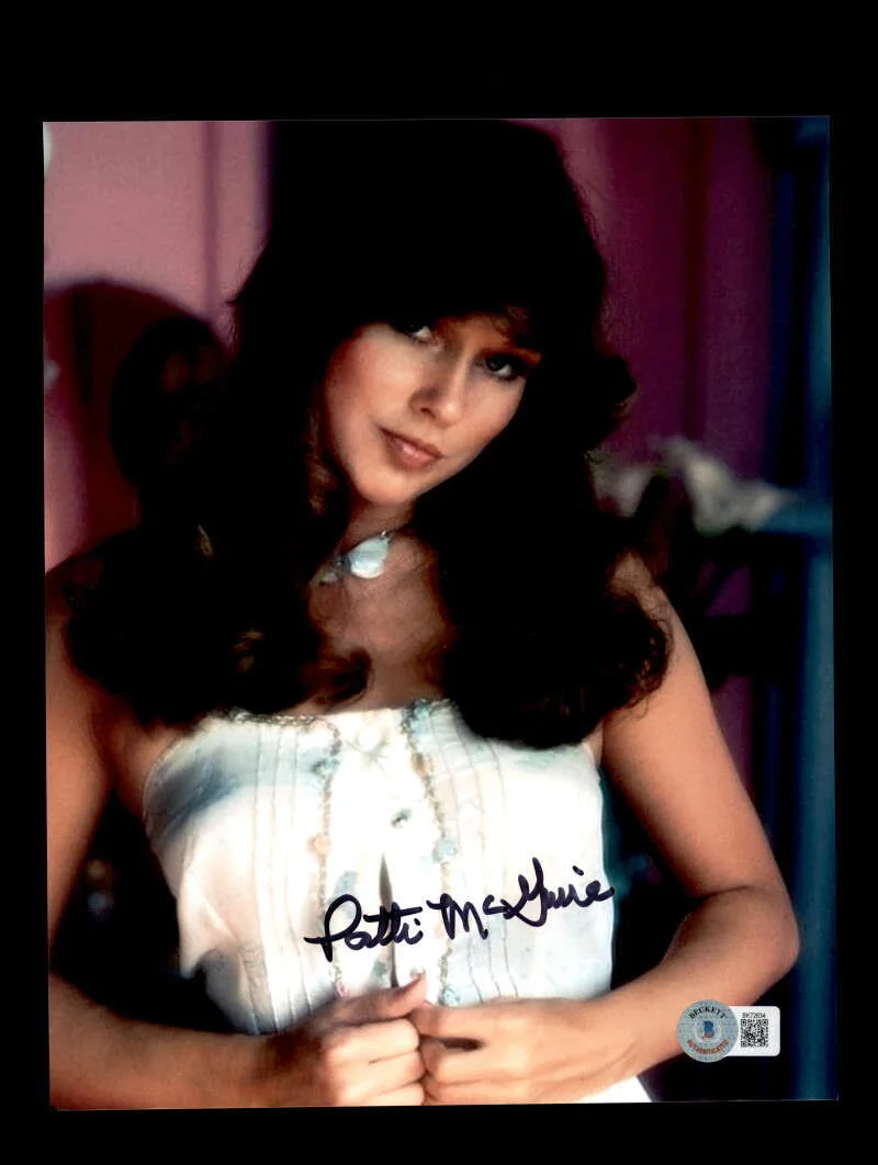 Patti McGuire — Patti McGuire Beckett BAS Signed 8x10 Photo Autograph