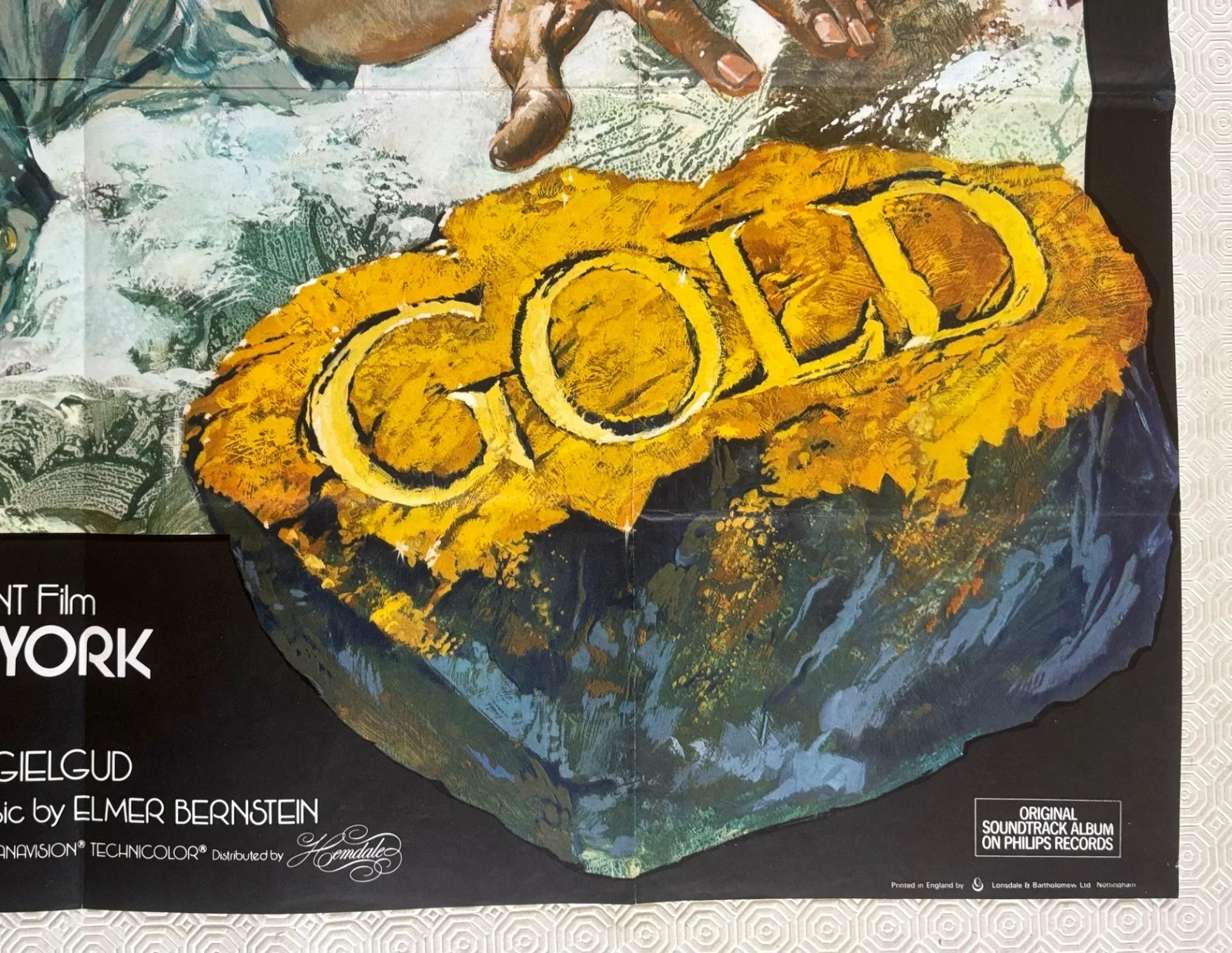 Gold Original 1974 Quad Poster Roger Moore Susannah York Bysouth art, изображение 3