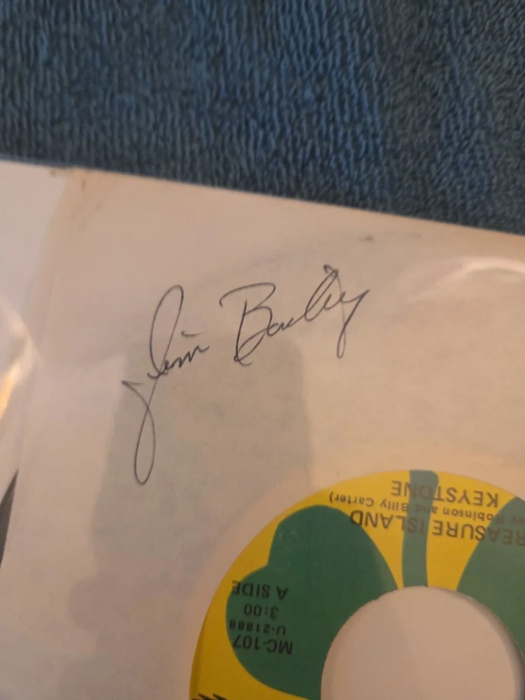 Jim Bailey — Vinyl 45 "Love Is Gonna Live Here" By Keystone Signed By Jim Bailey & Others, image 5