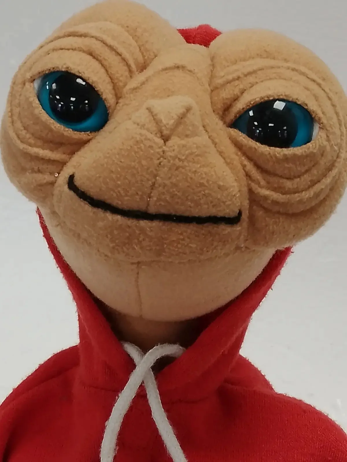 E.T. The Extra Terrestrial Plush Soft Toy Red Hoodie Universal Studios 27cm, image 2