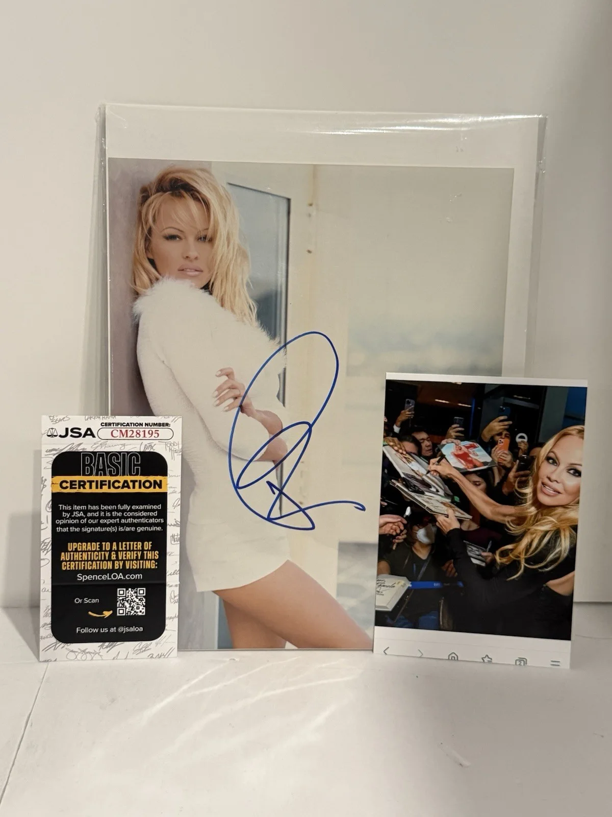 Pamela Anderson Autographed 8x10 photo . JSA Authenticated & Photo Proof, image 2