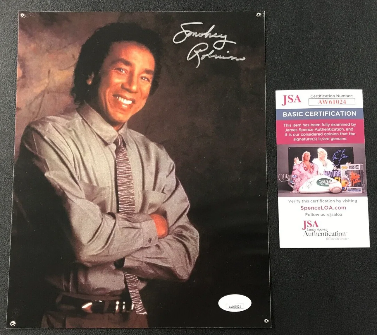 Smokey Robinson — Smokey Robinson Signed 8x10 Photograph JSA AUTO R&B Singer 'The Miracles' WOW!
