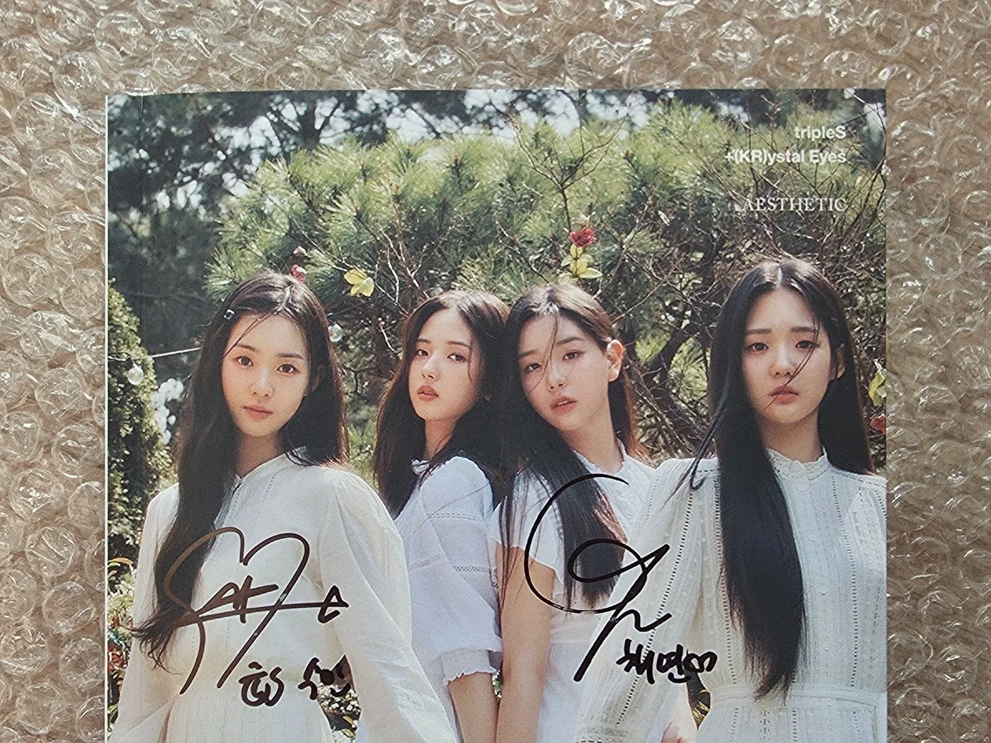 Triples + (KR) ystal Eyes Aesthetic A Ver. Album Autographed Hand Signed All Me, изображение 5