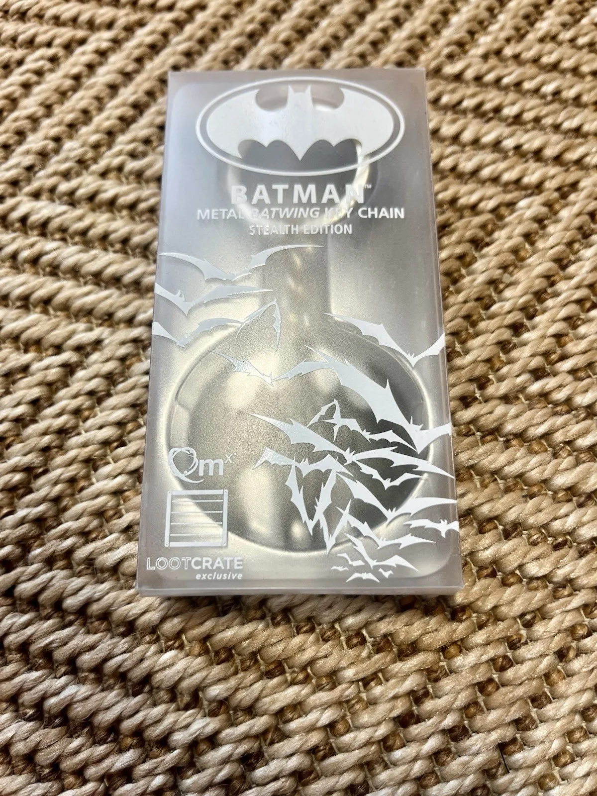 BATMAN METAL BATWING KEYCHAIN TIM BURTON MOVIE ANTON FURST LOOTCRATE EXCLUSIVE, изображение 4