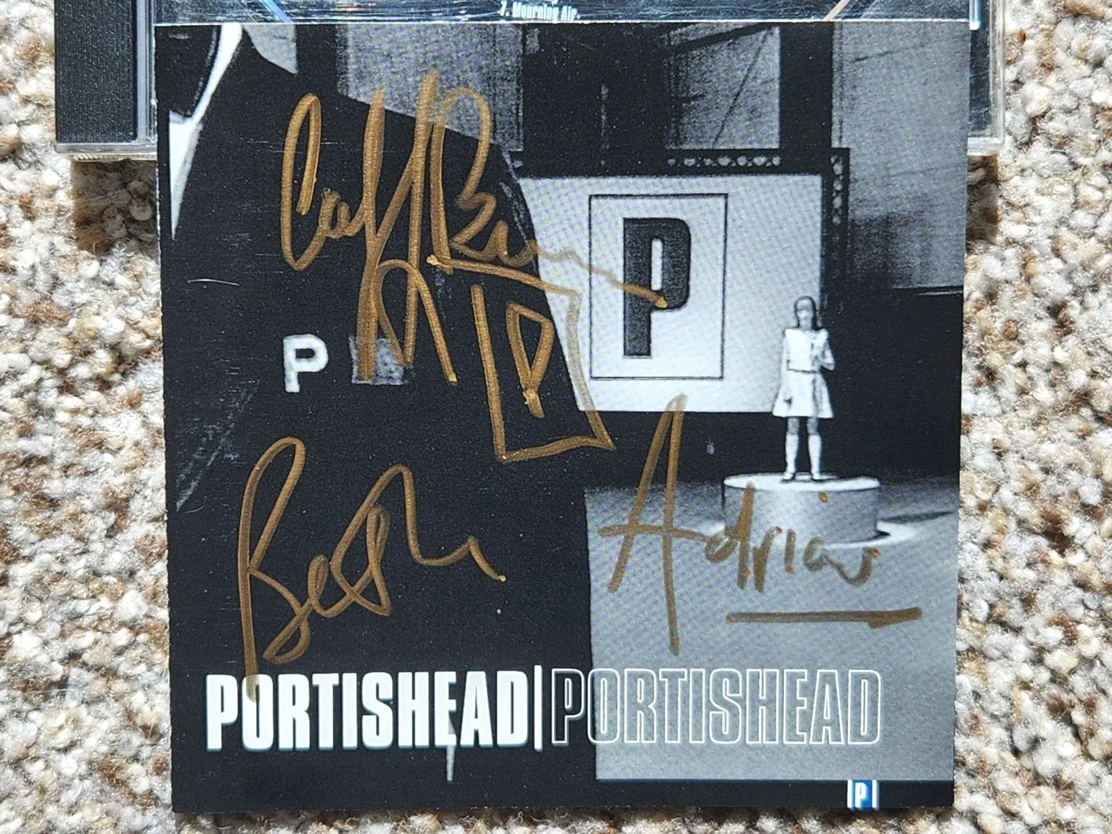 SIGNED Portishead - Portishead Debut CD Original Autographed Rare, image 3