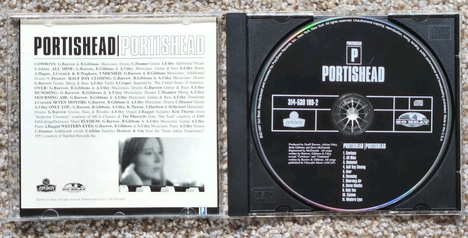 SIGNED Portishead - Portishead Debut CD Original Autographed Rare, image 4