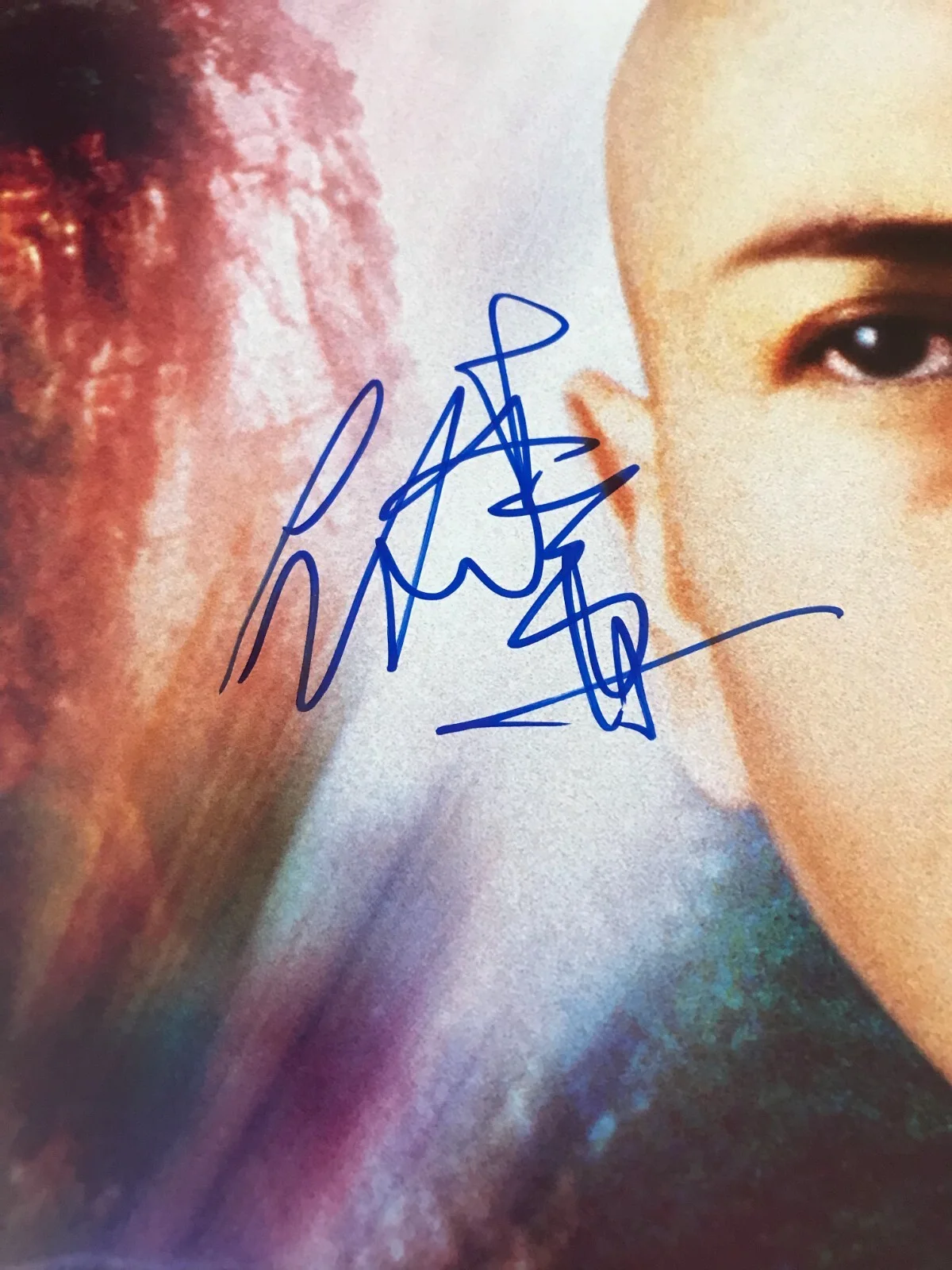 Ang Lee — CROUCHING TIGER HIDDEN DRAGON Poster SIGNED by ANG LEE, 27x40 BECKETT Authentic, image 2