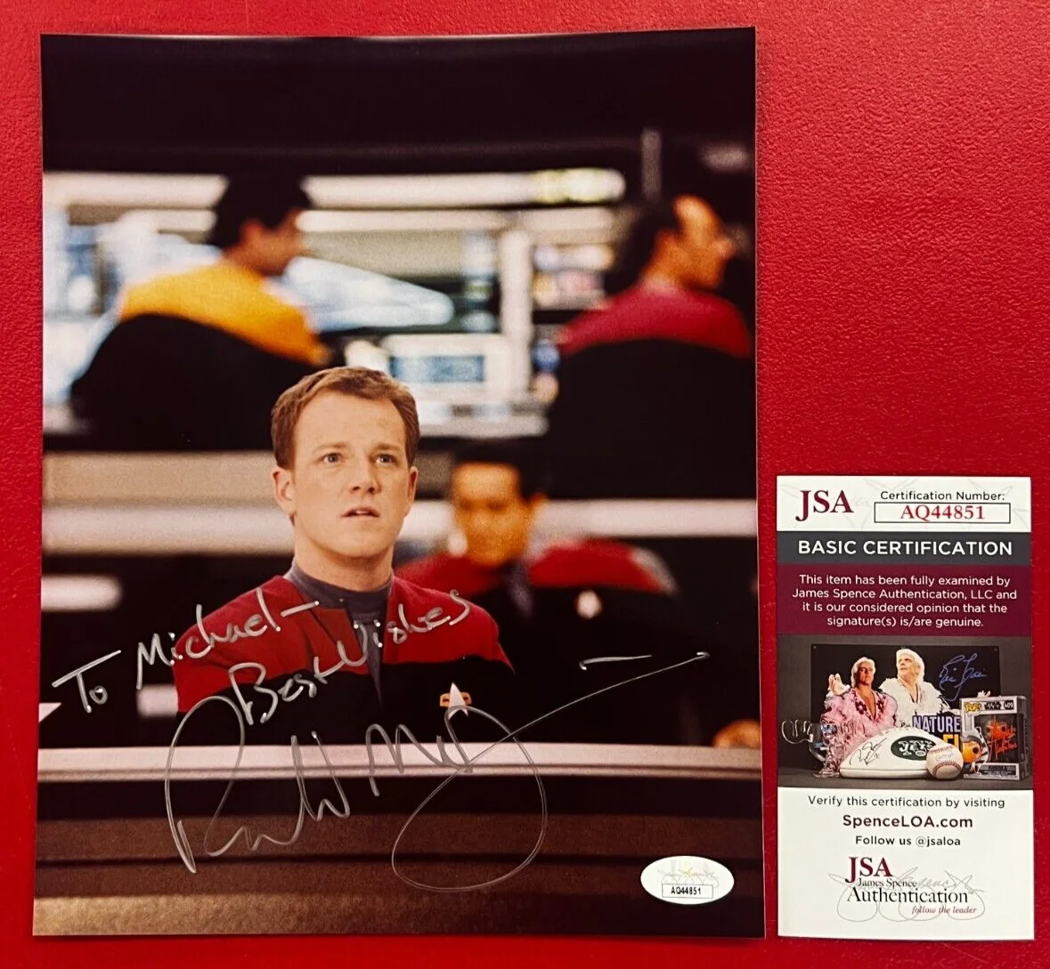 Robert Duncan McNeill — Robert Duncan McNeill Signed 8x10 Photo JSA CERT. TV Actor "Star Trek: Voyager"!