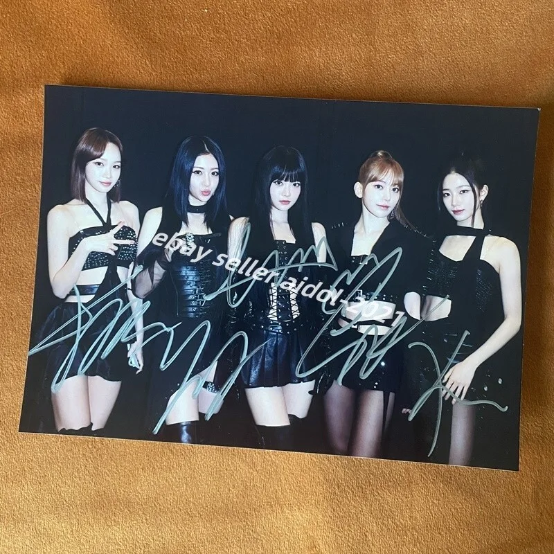 LE SSERAFIM Group Autographed Signed Photo K-POP Collection 5*7 2024A, изображение 3
