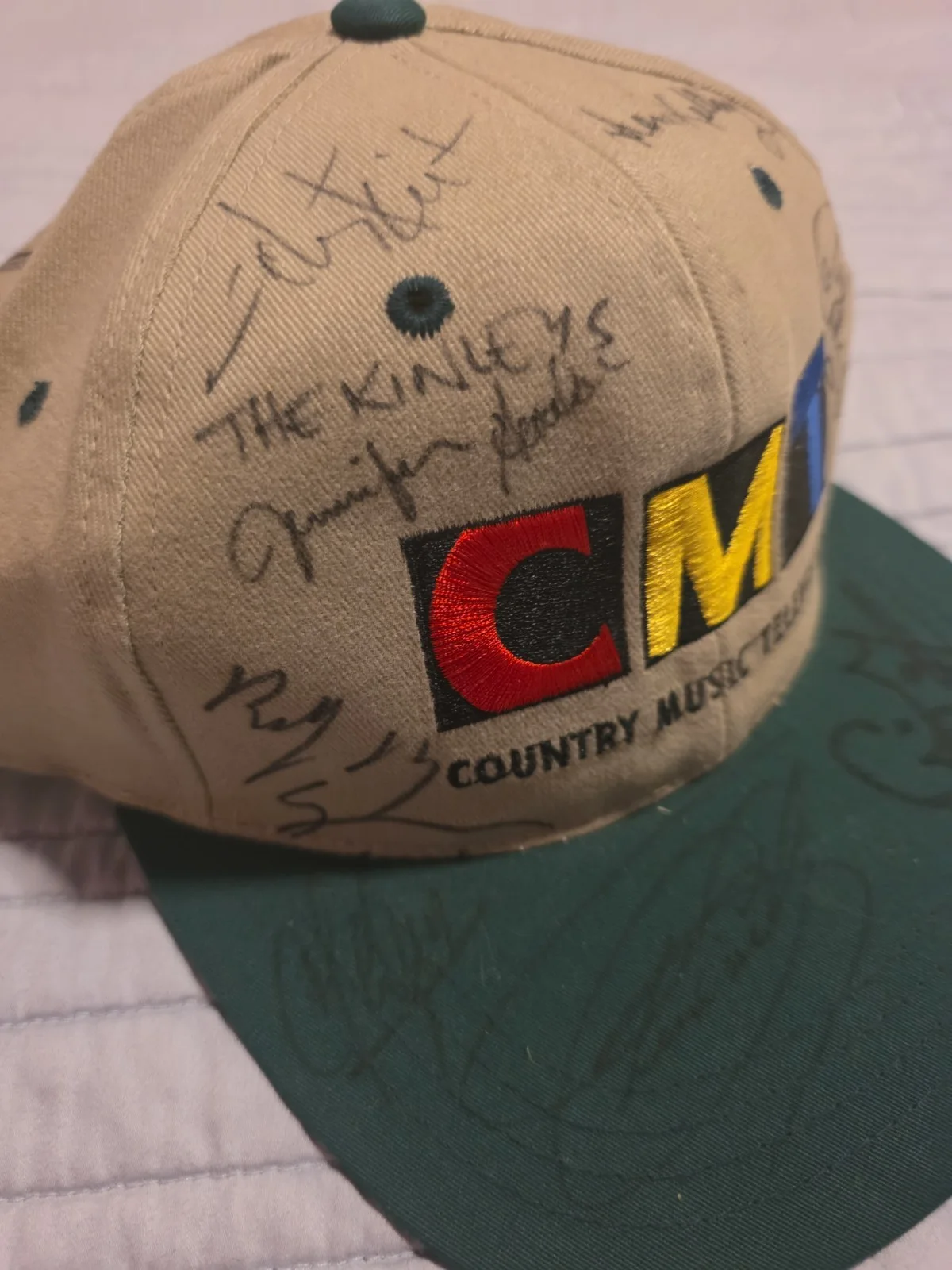 Vintage CMT Country Music Television Multi Signed Hat Toby Keith + More, image 3