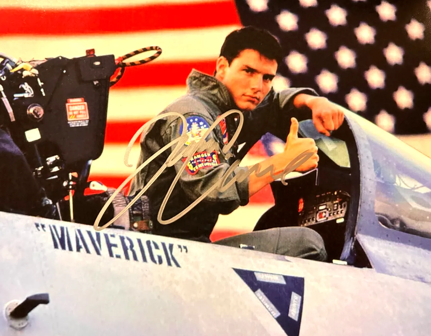 TOM CRUISE — TOM CRUISE Signed: TOP GUN 8x10" Authentic Original Autograph GENUINE w/COA
