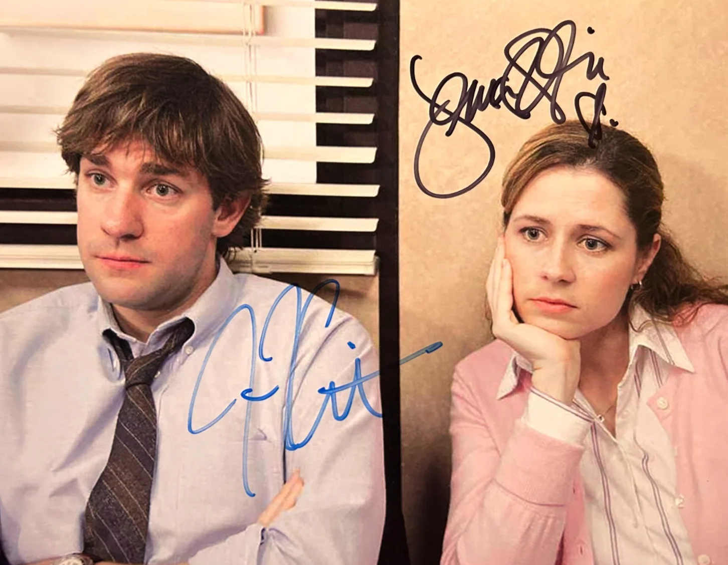 John Krasinski, Jenna Fischer — THE OFFICE Signed Jim & Pam: Krasinski, Fischer 8x10" Authentic Autographs w/COA