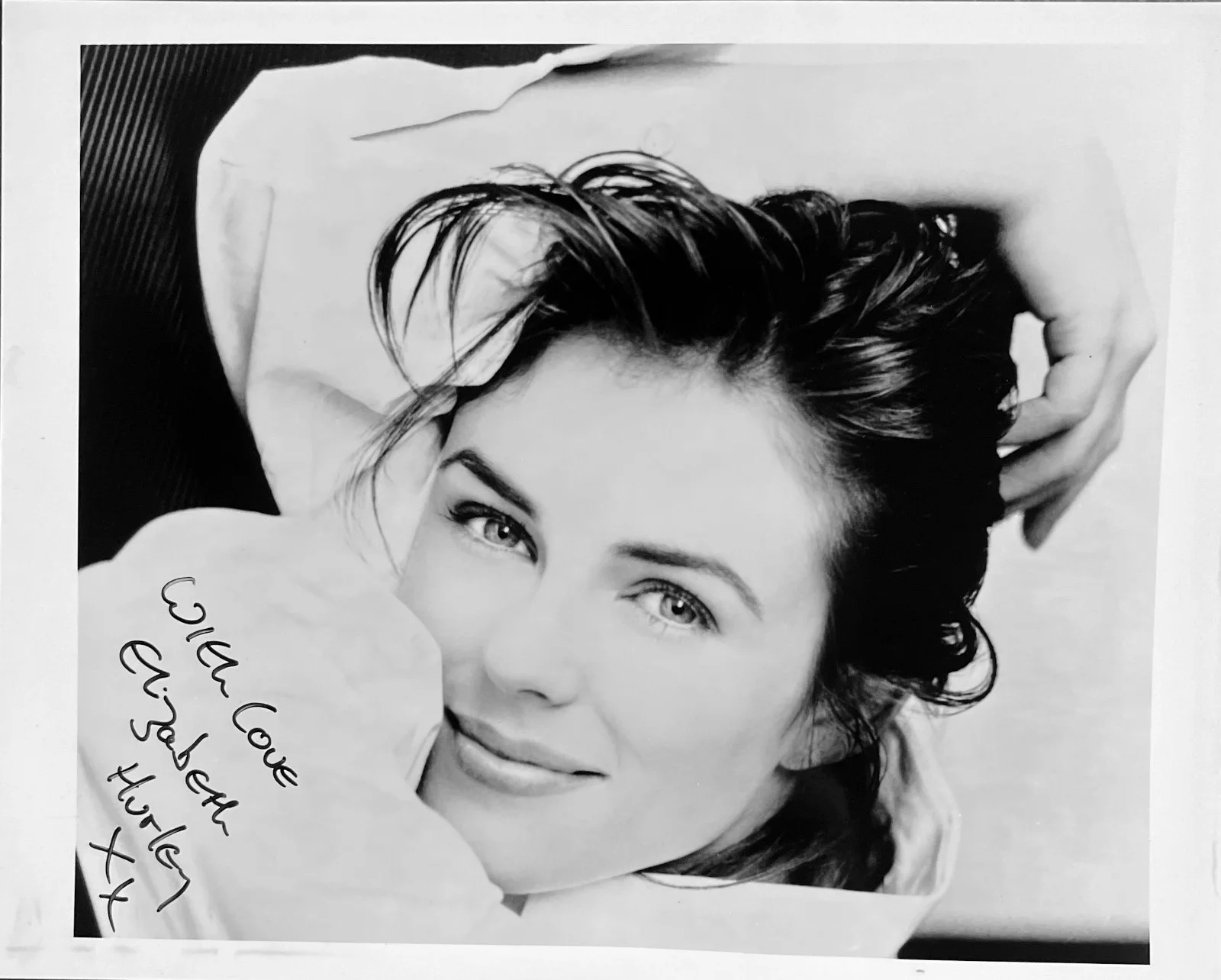 Elizabeth Hurley — Elizabeth Hurley (Model, Actress) & Billy Ray Cyrus (Singer) - Autographed Set, изображение 2