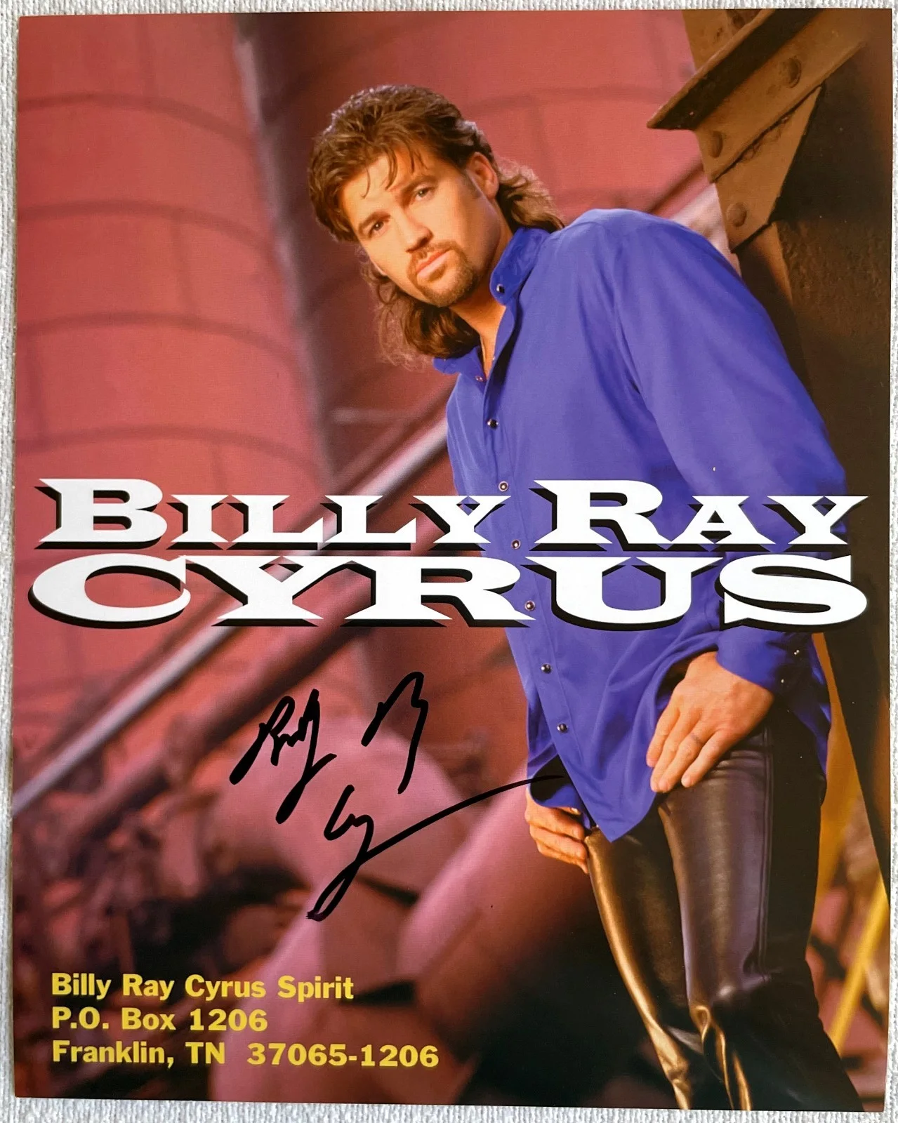 Elizabeth Hurley — Elizabeth Hurley (Model, Actress) & Billy Ray Cyrus (Singer) - Autographed Set, изображение 4