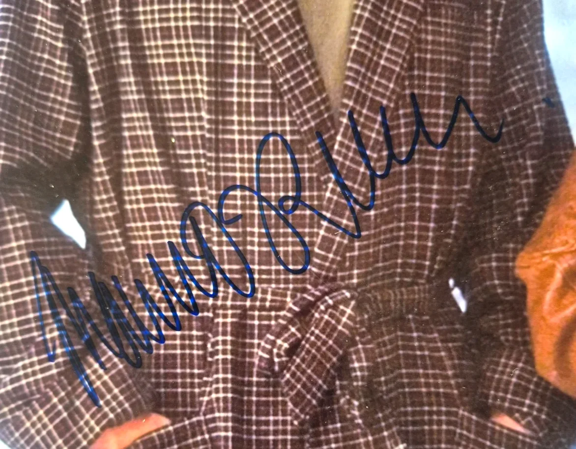 Matthew Broderick — MATTHEW BRODERICK SIGNED AUTOGRAPHED 8X10 PHOTO FERRIS BUELLER DAY OFF BAS COA, image 2