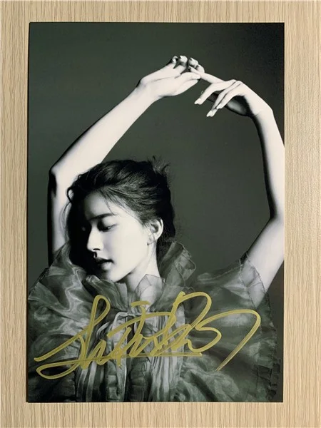 6"‌Lusi Zhao/赵露思 Hand Signed Autographed Photo Autographs Collection Original, изображение 3