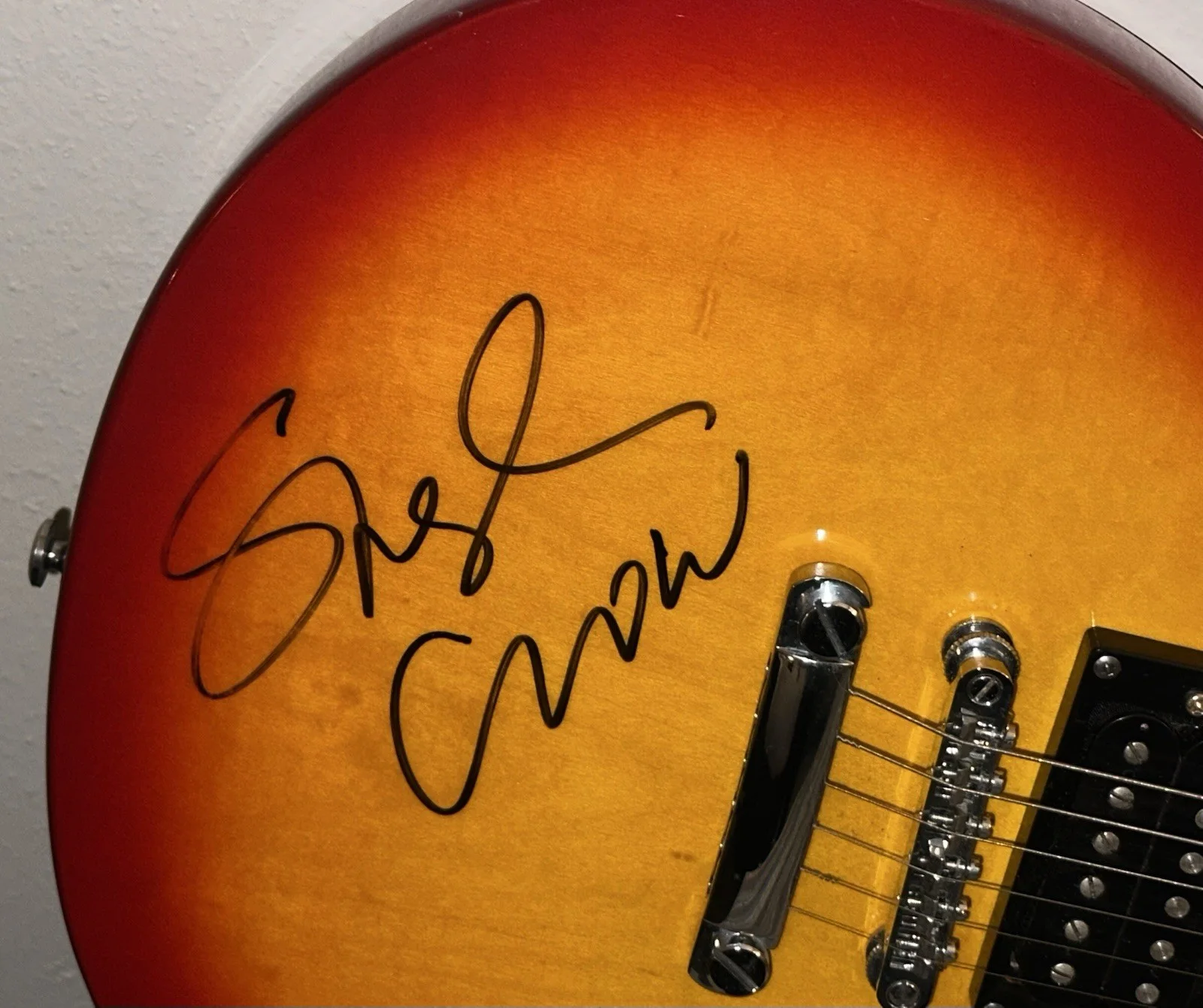 (RARE) SHERYL CROW HAND SIGNED AUTOGRAPHED EPIPHONE LES PAUL SPECIAL II GUITAR, image 4