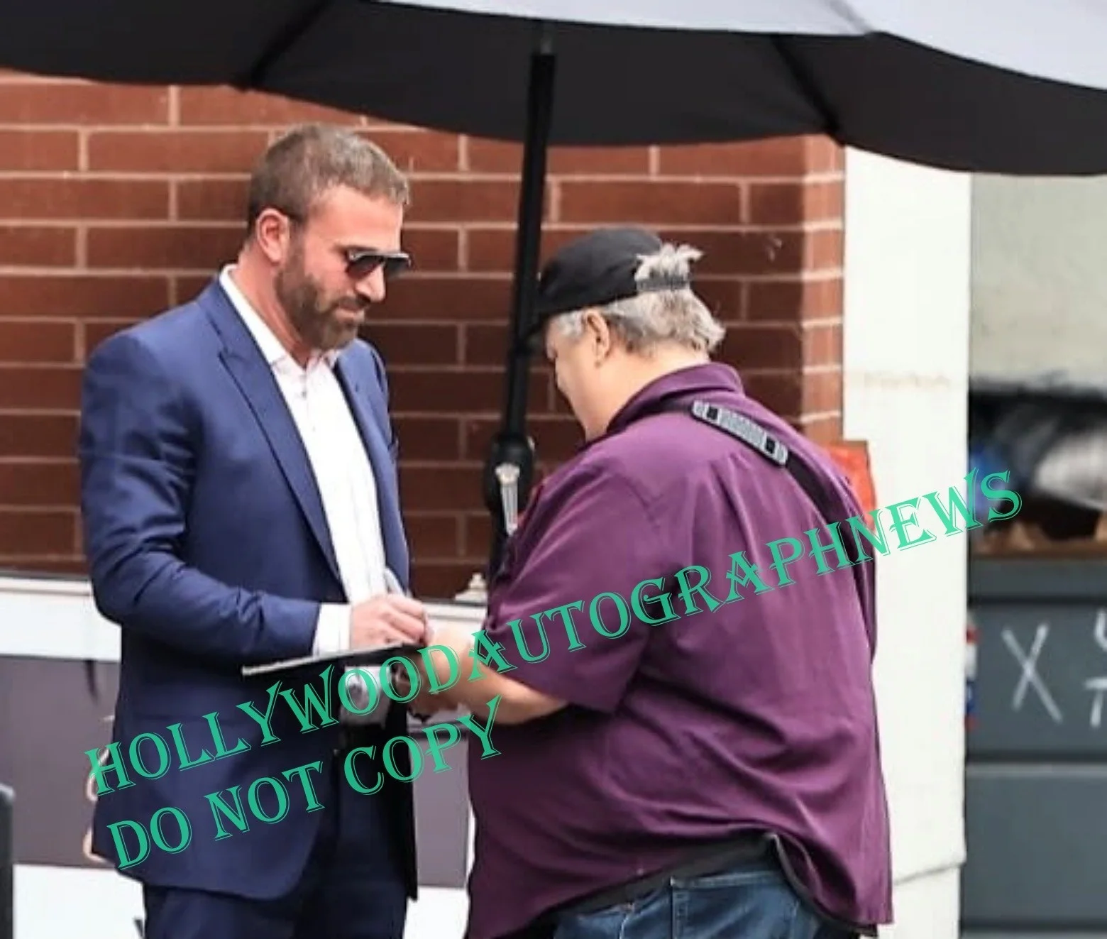 Ben Affleck — BEN AFFLECK SIGNED BATMAN Photo 11x14 Real Autograph DC Comics Dawn of Justice, image 3
