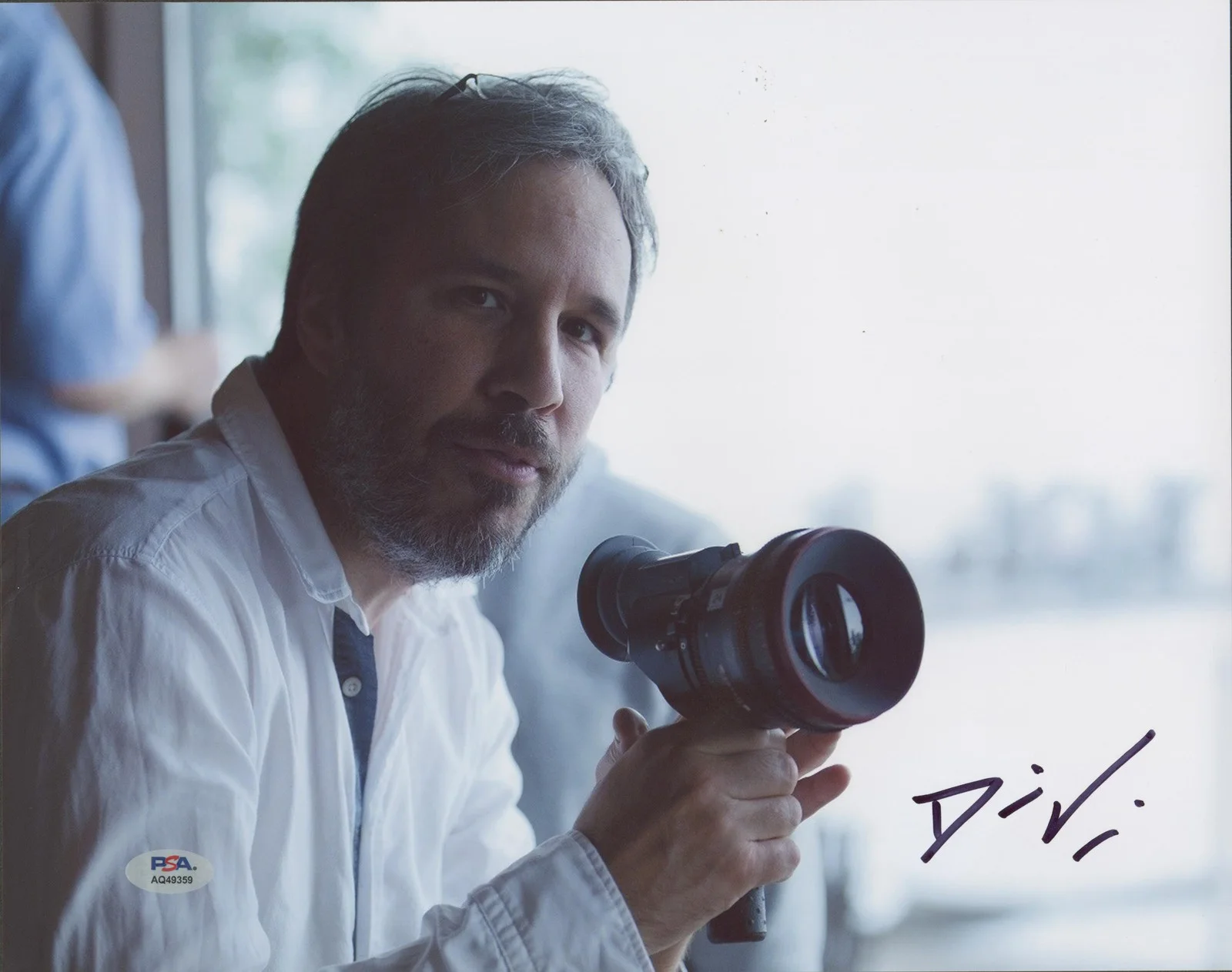 Denis Villeneuve — Denis Villeneuve Arrival Authentic Signed 11x14 Photo PSA/DNA #AQ49359