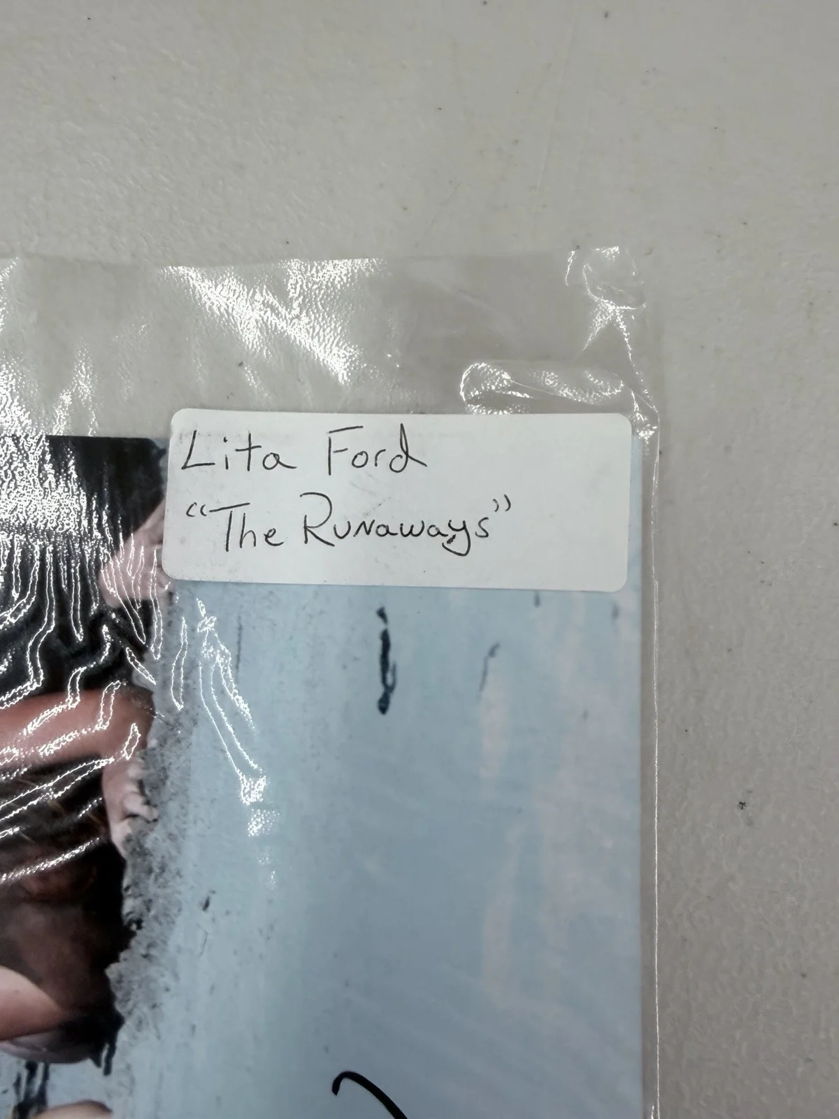 GFA The Runaways * LITA FORD * Signed Autographed 11x14 Photo L3, image 2