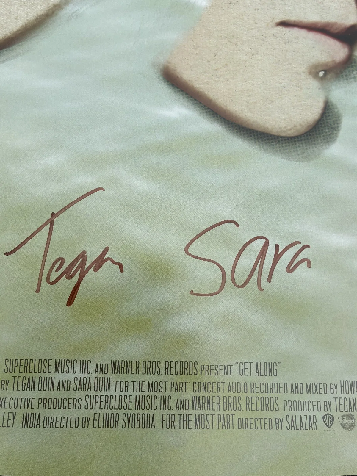 2011 Tegan and Sara Get Along 18x24" Poster Autographed Signed Illustrated, изображение 2