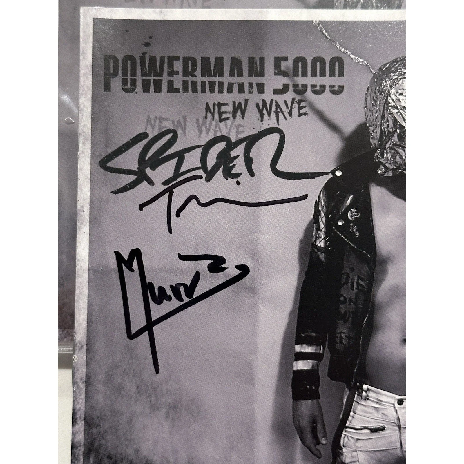 Powerman 5000 SIGNED New Wave CD With Autographed Booklet! Exclusive! #2, image 3