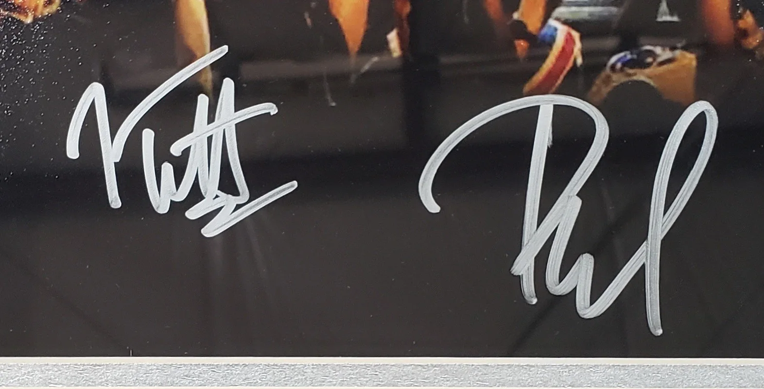 Joe Elliott — Joe Elliott Phil Collen Signed Framed 16x20 Def Leppard Band Photo JSA ITP, image 2