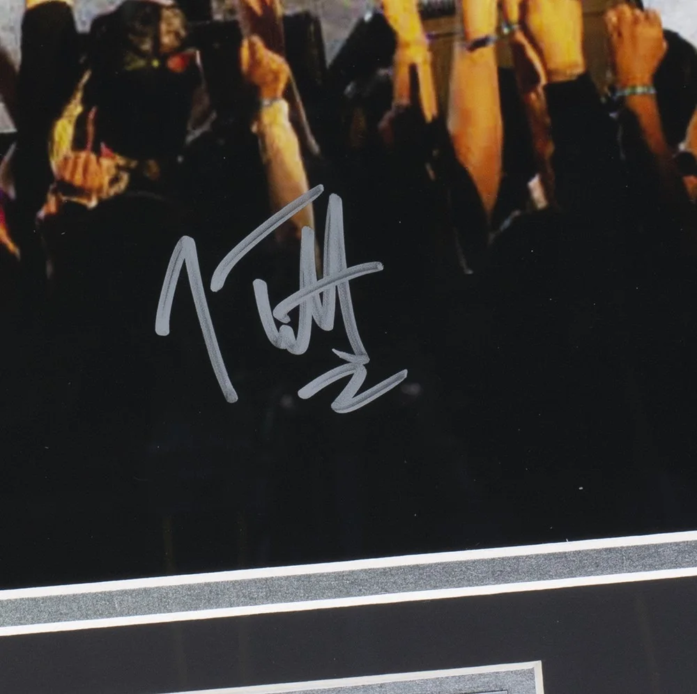 Joe Elliott — Joe Elliott Signed Framed 16x20 Def Leppard Performance Photo JSA ITP, image 2