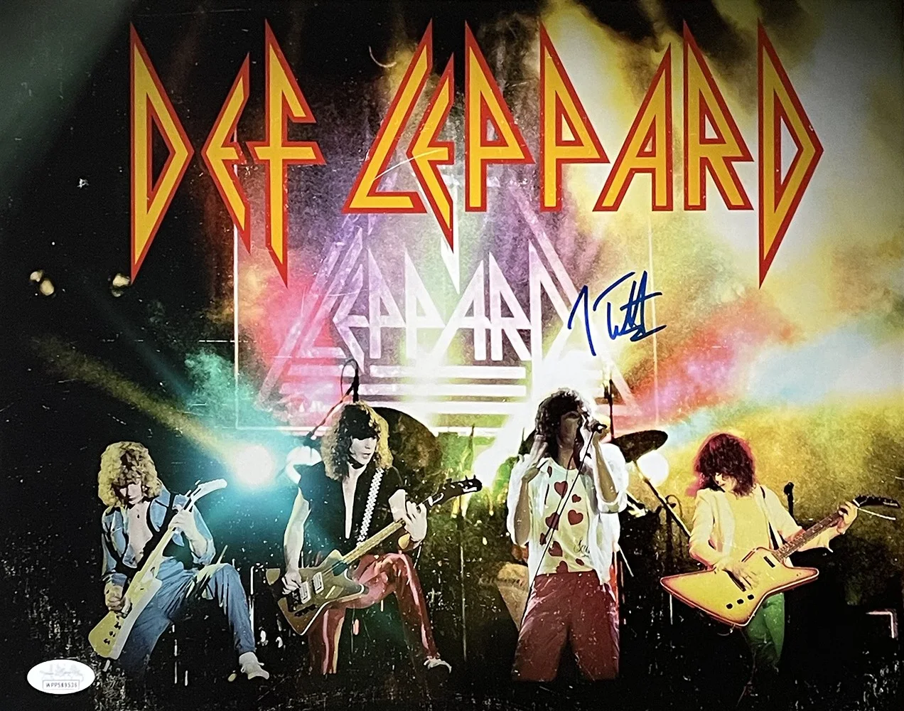 Joe Elliott — Joe Elliott Signed 11x14 Def Leppard Live Performance Photo JSA ITP