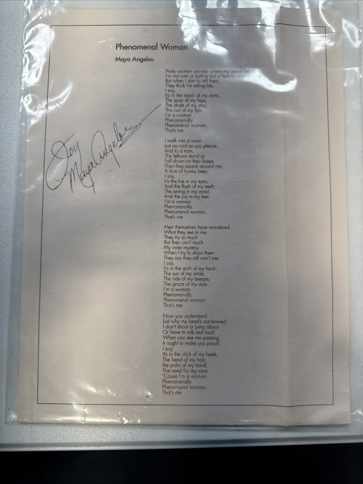 Maya Angelou Signed Poem With Picture….Super Rare w/o COA, изображение 2