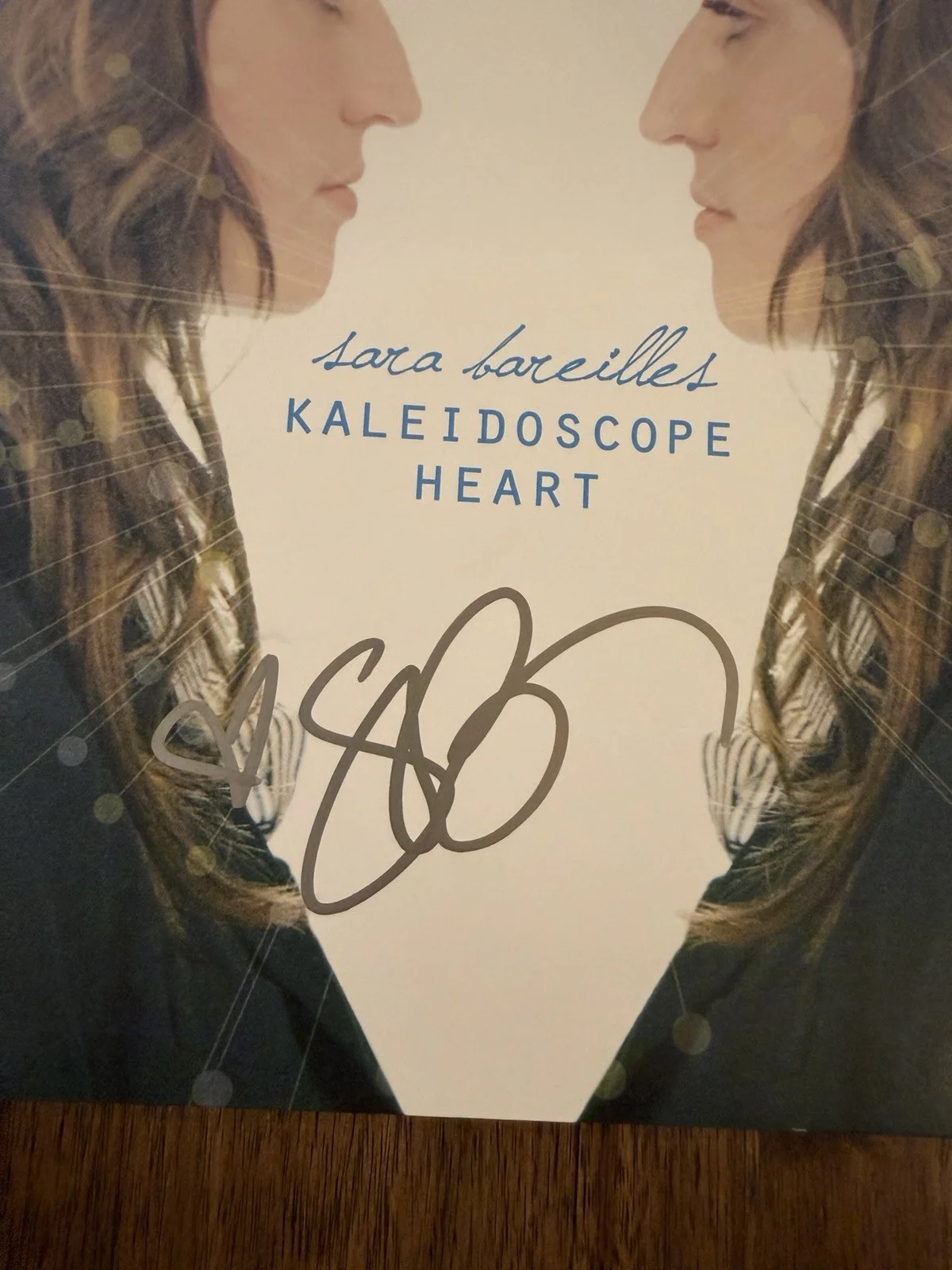 ‘Sara Bareilles’ Signed Vinyl Album ‘Kaleidoscope Heart’ Beckett Certified, изображение 2